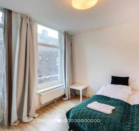 Luxurious Canalview Apt With Patio City Centre Amsterdam Eksteriør billede